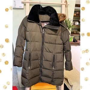 Calvin Klein Premium Down Puff Coat